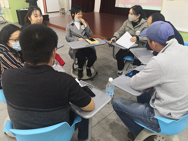 父母学堂4-659c7469e301ce6c.jpg