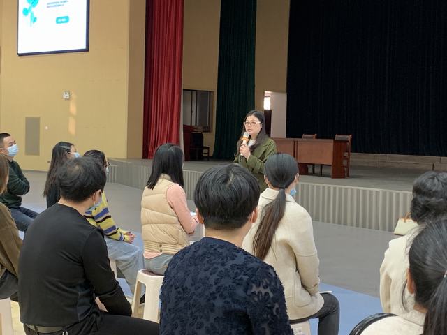 洛小慧心父母成长计划第三次家庭教育公益活动 (5).jpg