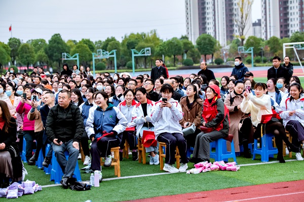 20201122-AQ2A5573.jpg 20201122-AQ2A5573.jpg