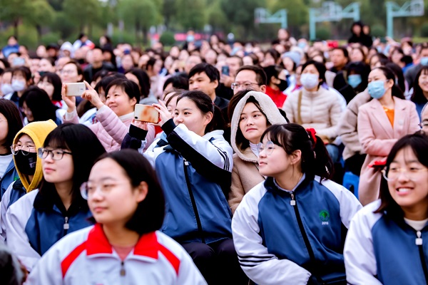 20201122-AQ2A5580.jpg 20201122-AQ2A5580.jpg