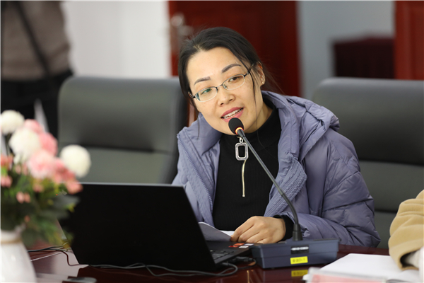 鲁利玲1.jpg