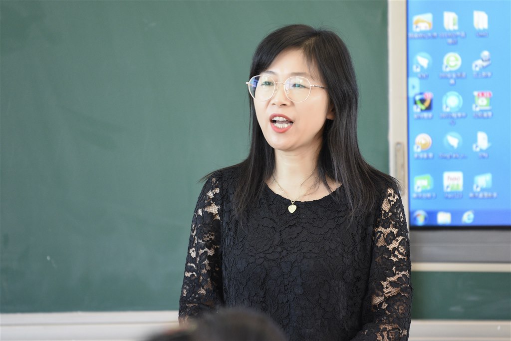 蒋丽.jpg