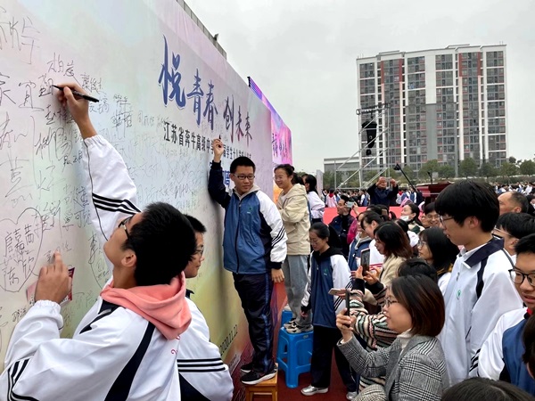 签名1.jpg 签名1.jpg