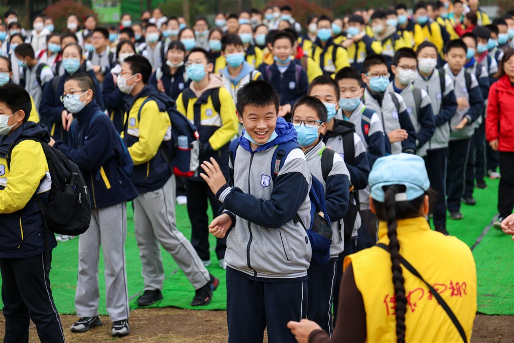 二欢迎仪式2.jpg