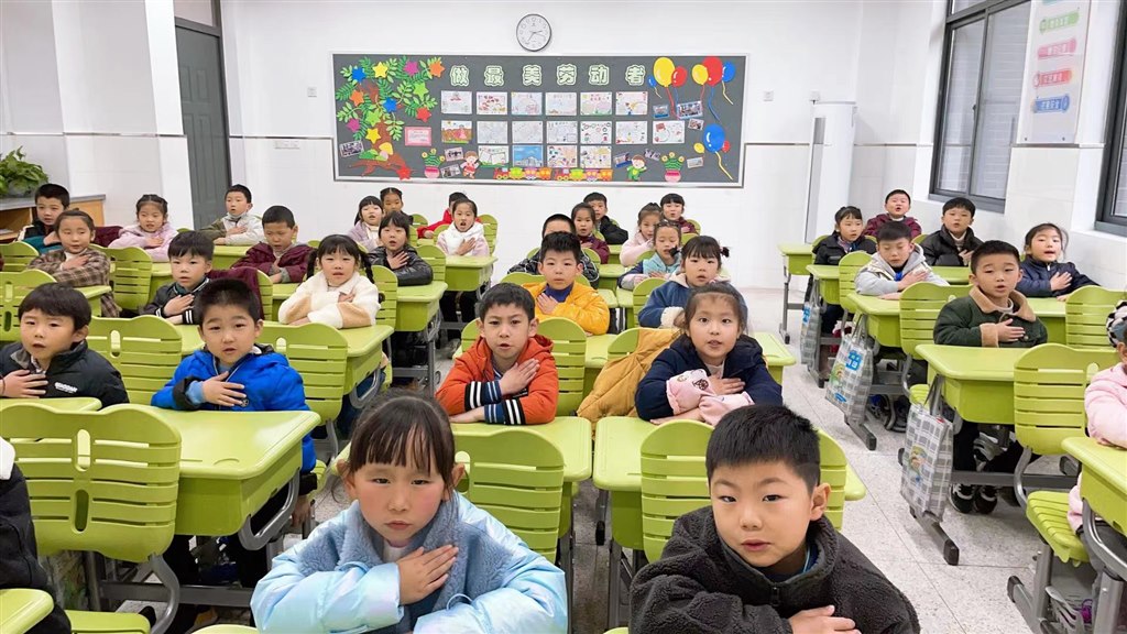 yi4ban  (1).jpg