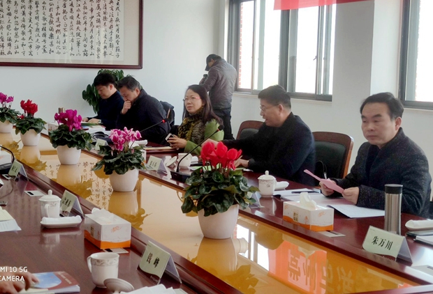 专家组听取沈亚东校长创优汇报 (3).JPG