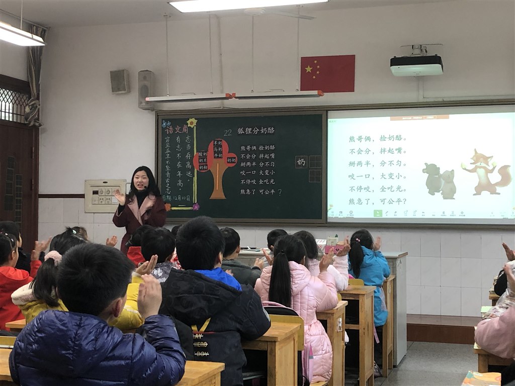3374c04a54362c16.jpg