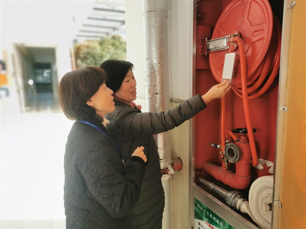 LHI{P{TRSXSAB%$0ZV3I%J5.jpg LHI{P{TRSXSAB%$0ZV3I%J5.jpg