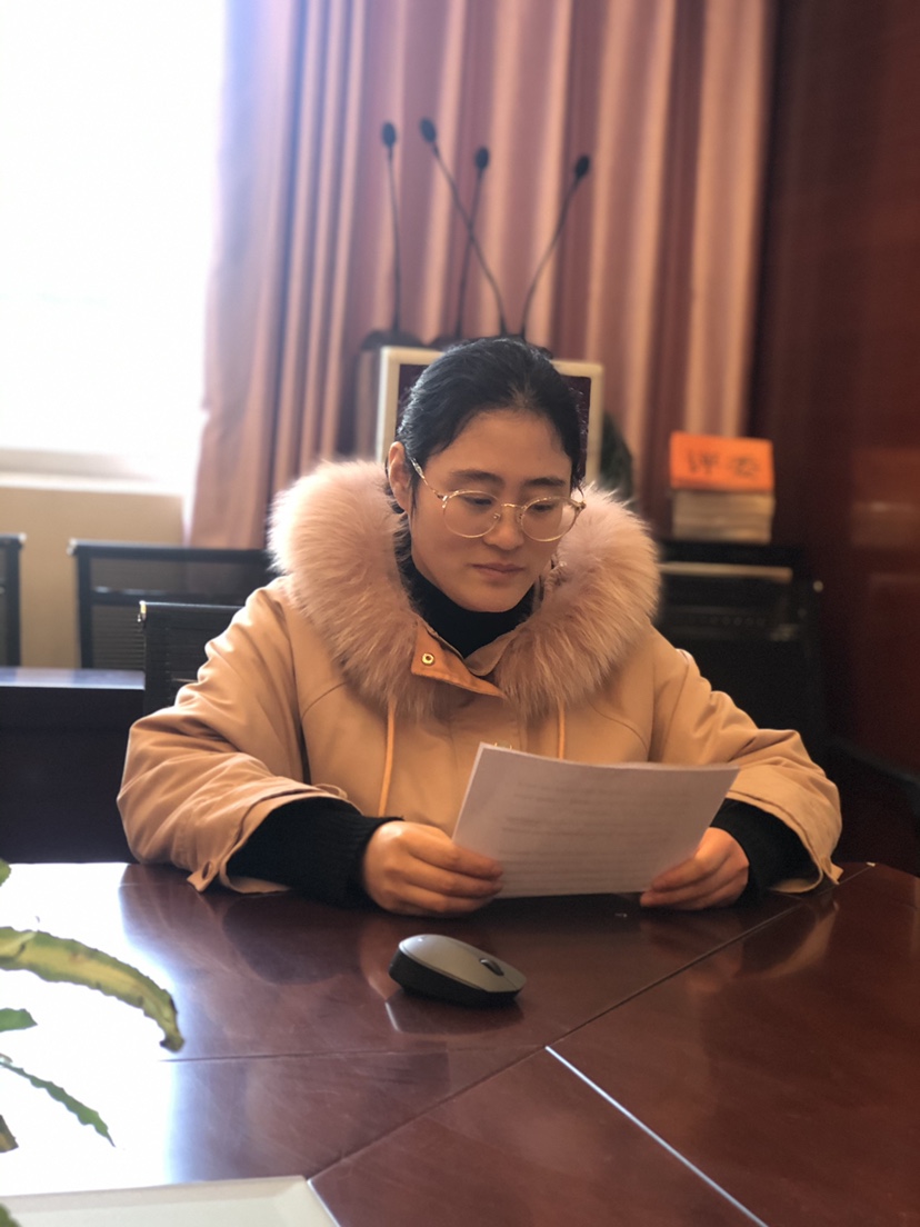 李.JPG
