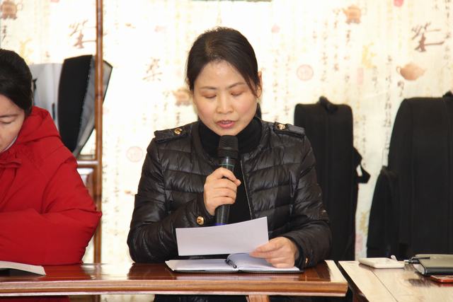 洛小召开全校语文教学质量分析交流会 (7).JPG
