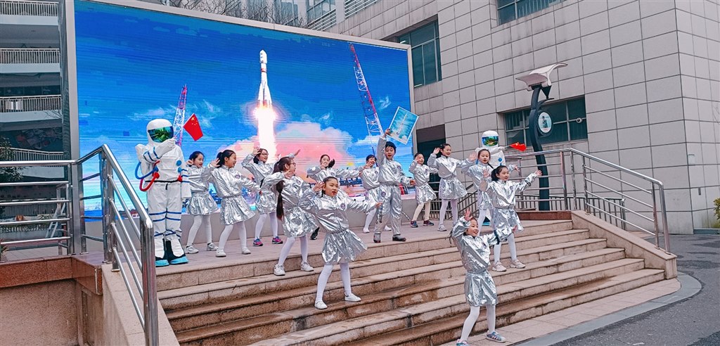 典雅图5.jpg
