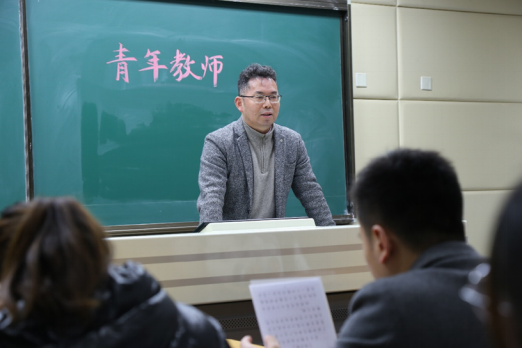 3.18公众号横竖撇捺  镌刻春光258.png