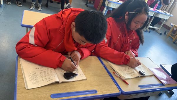 学生_20210324074207.jpg