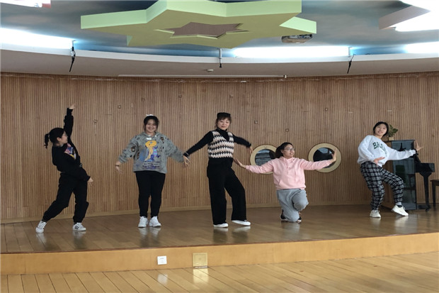 2021.3.24 龙幼成长赋能+之八：新师初露展头角，春风随处起芳华5.jpg