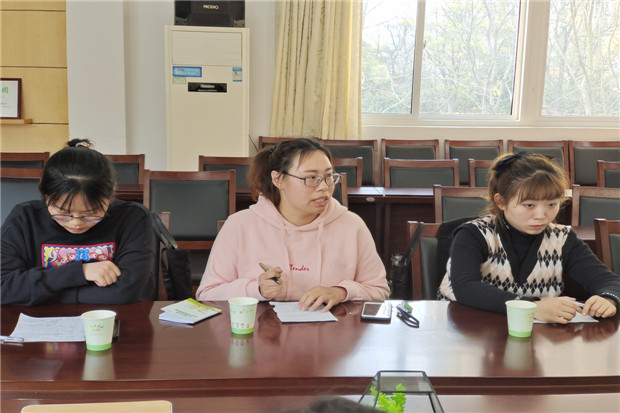 2021.3.24 龙幼成长赋能+之八:新师初露展头角,春风随处起芳华9.jpg 2021.3.24 龙幼成长赋能+之八:新师初露展头角,春风随处起芳华9.jpg