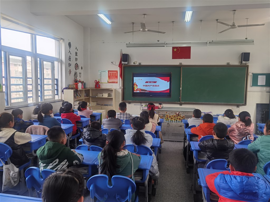 835AEFB01E4AFA5F7839DA574CE3C123 - 迷你看图王.jpg