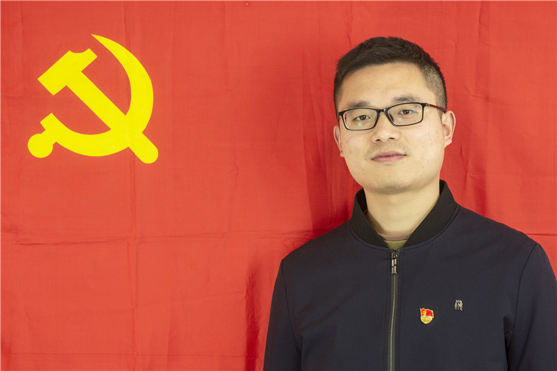 周强伟.jpg