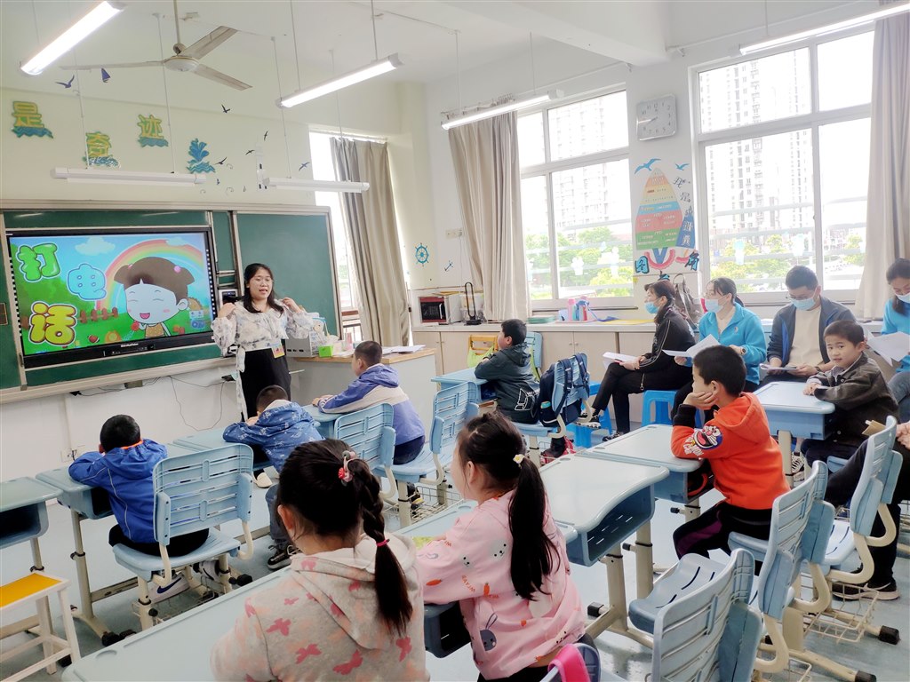 《打电话》一年级杨柯.jpg