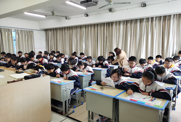 709BBBE70EF4E54A08D2C41888943BD9_副本.jpg