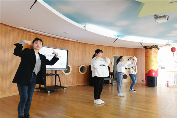 default (2).jpg default (2).jpg