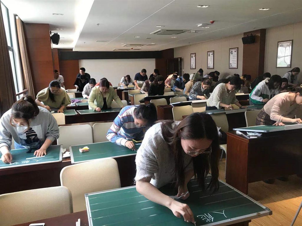 00c125dd8c1119d814477fc42ca79de.jpg 00c125dd8c1119d814477fc42ca79de.jpg