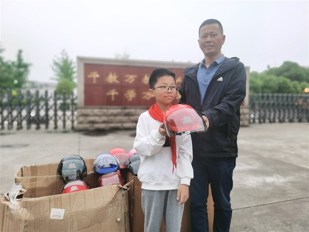 15cfd477e423d784635f06e143b95bf.jpg 15cfd477e423d784635f06e143b95bf.jpg