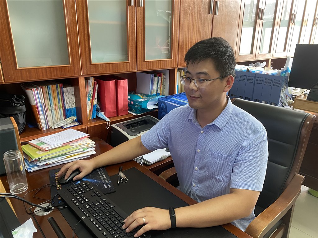 08fec49a7d1e494182ba121faeccb0be.jpg