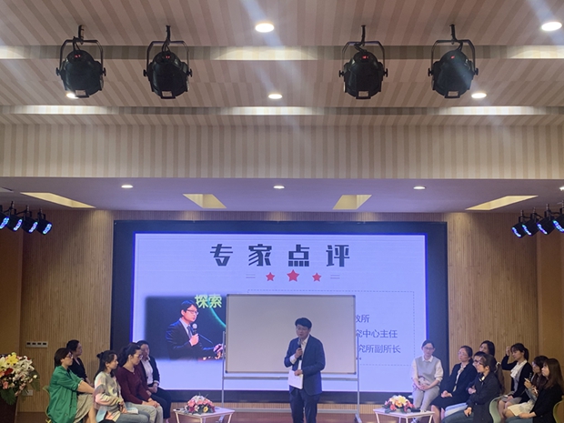 专家冯明教授2.jpg