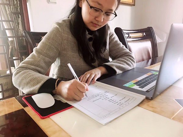 王礼蓝.JPG