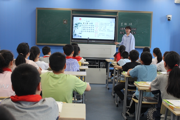 孔伶俐.JPG