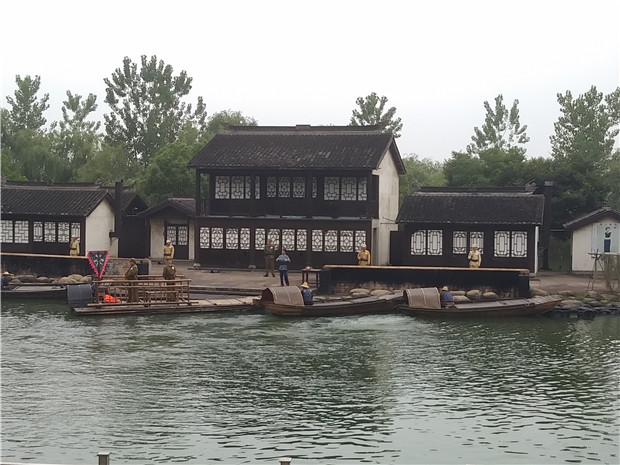 剧场.jpg