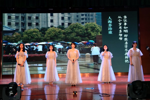 IMG_5930.JPG IMG_5930.JPG