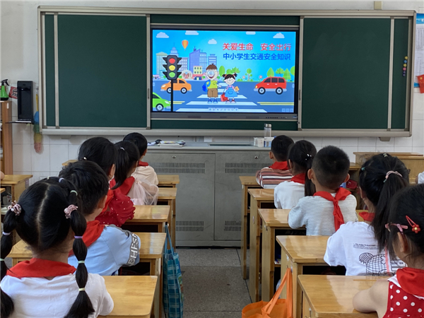 一3交通安全教育.JPG