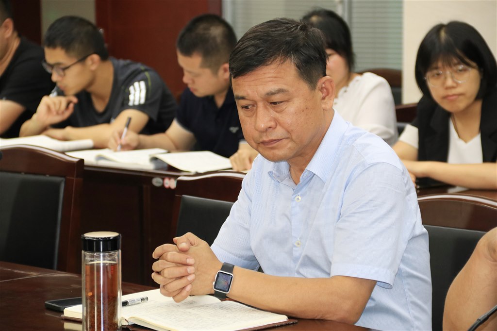 大校1.JPG 大校1.JPG