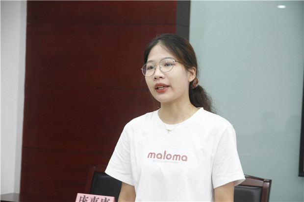翁文雅.jpg