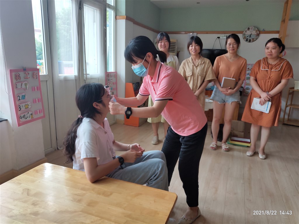 P10822-144337.jpg
