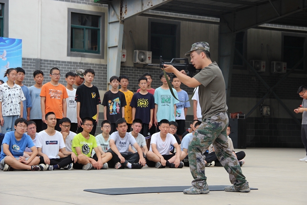 IMG_1052.JPG IMG_1052.JPG