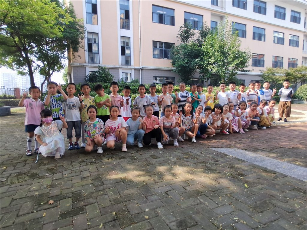 参观3.jpg