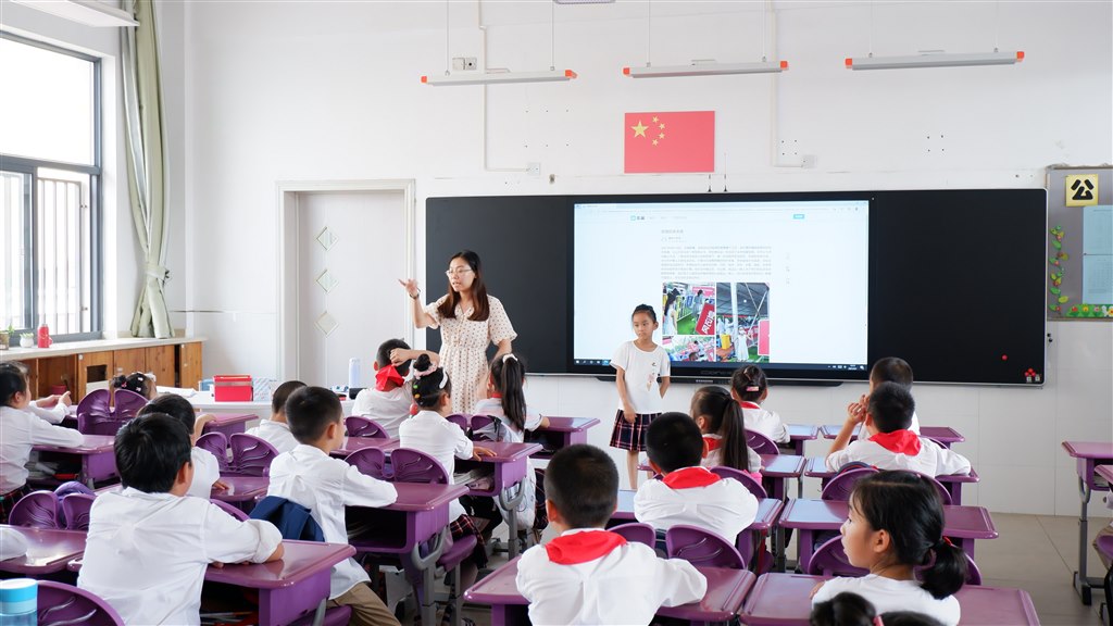 图四12.JPG