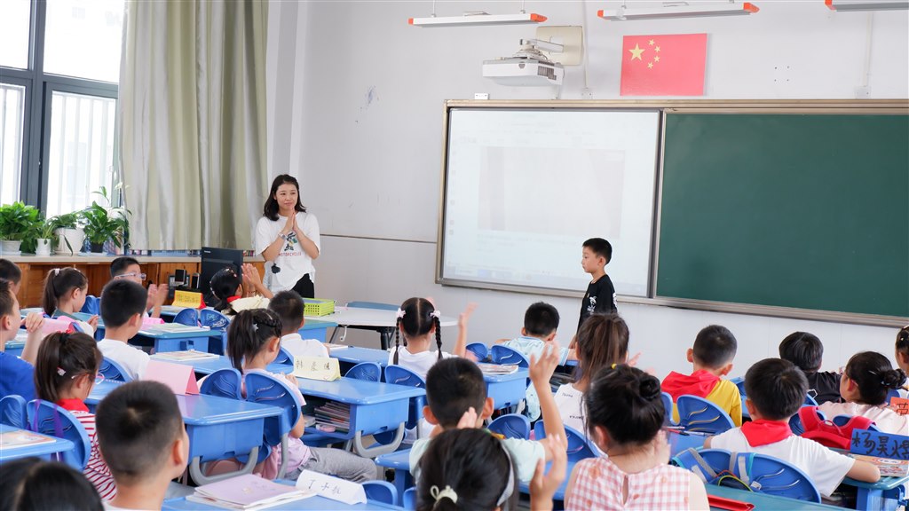 图三8.JPG