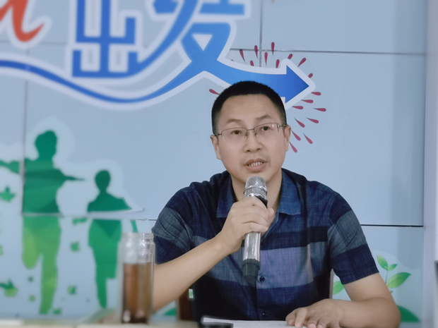 巢校.jpg