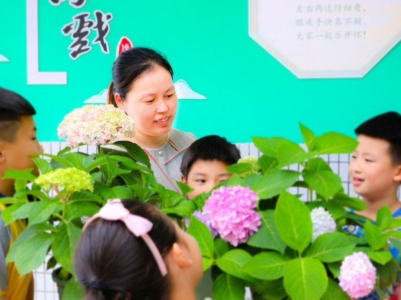 汤英.jpg