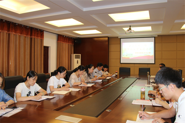 校园宣传工作暨网站内容会议 (4).jpg