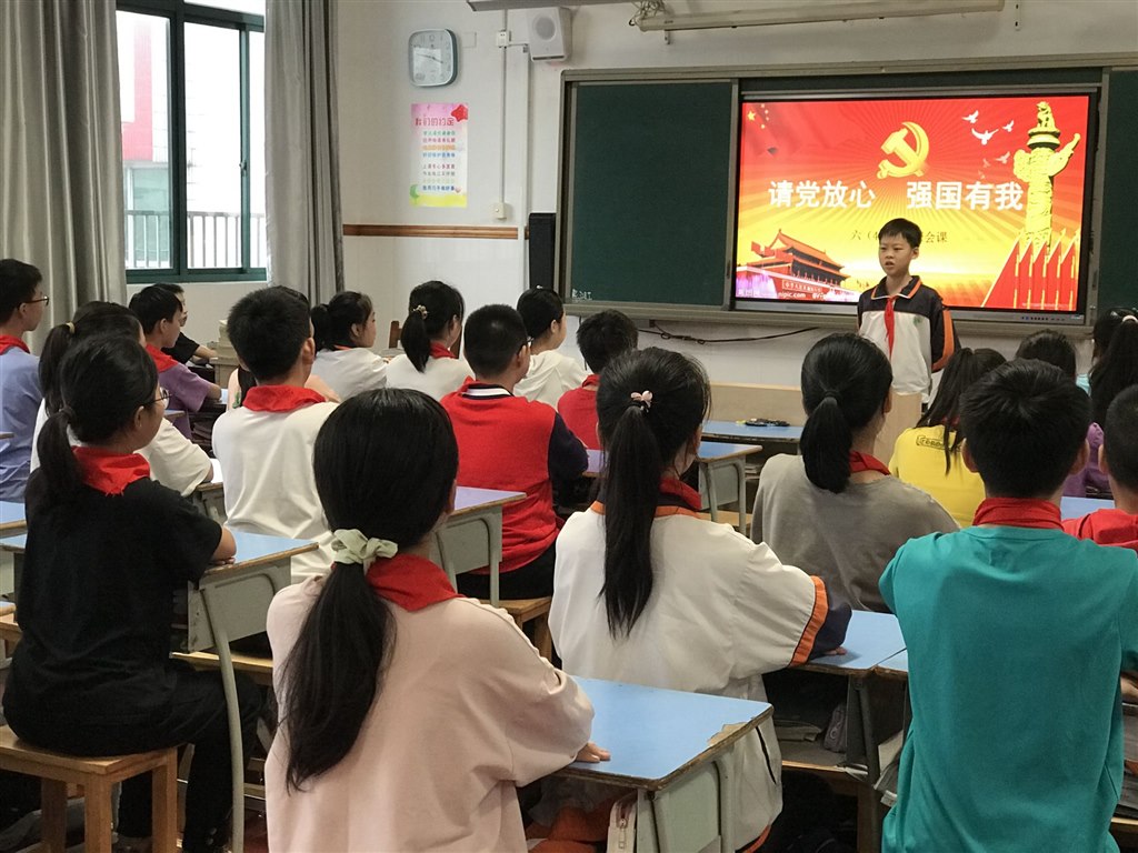 队课1.jpg