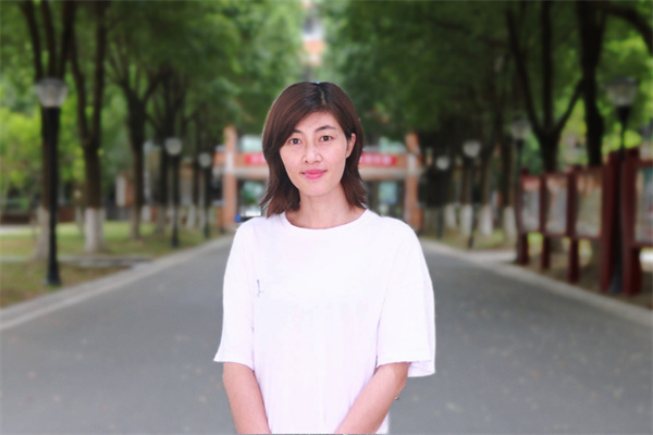 高敏.jpg