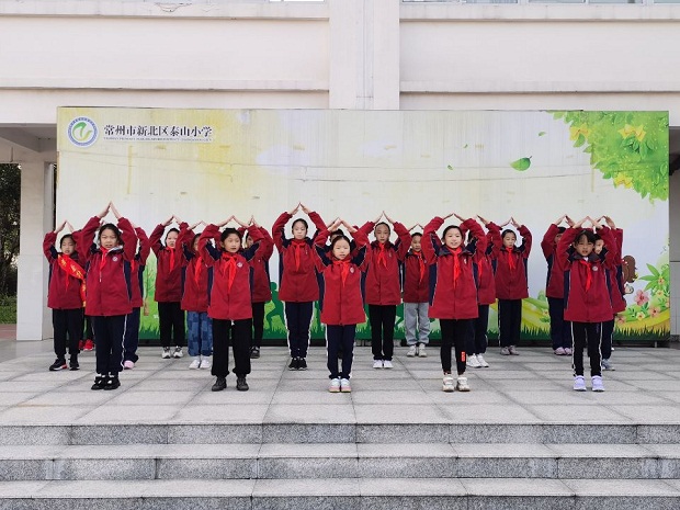 C01A3598BF03E08179931B079612404A.jpg C01A3598BF03E08179931B079612404A.jpg