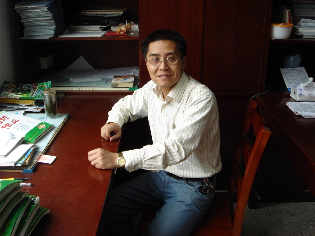 吴健工作照.JPG