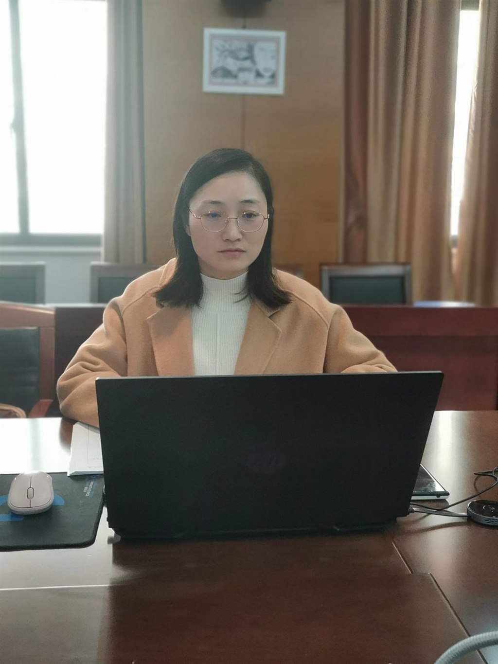 朱讲座.jpg