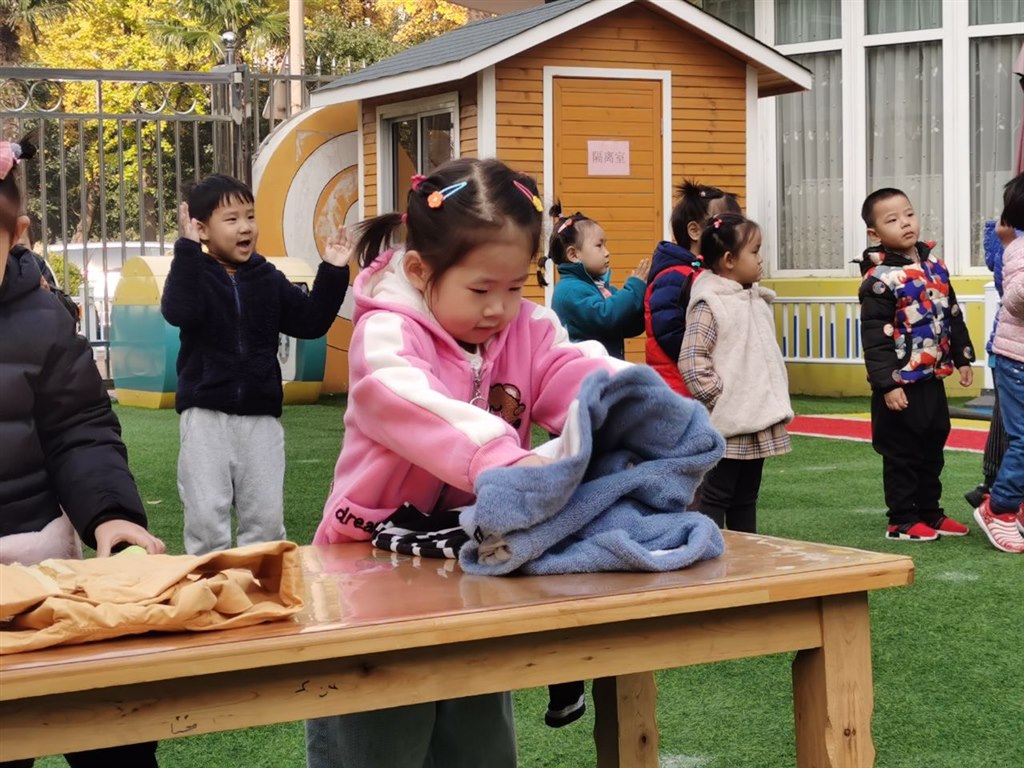 3832416291_47468683034_482821EB-C1C2-47D1-8E03-24AA3E514D75-1401-000000990BB2E515.jpg 3832416291_47468683034_482821EB-C1C2-47D1-8E03-24AA3E514D75-1401-000000990BB2E515.jpg