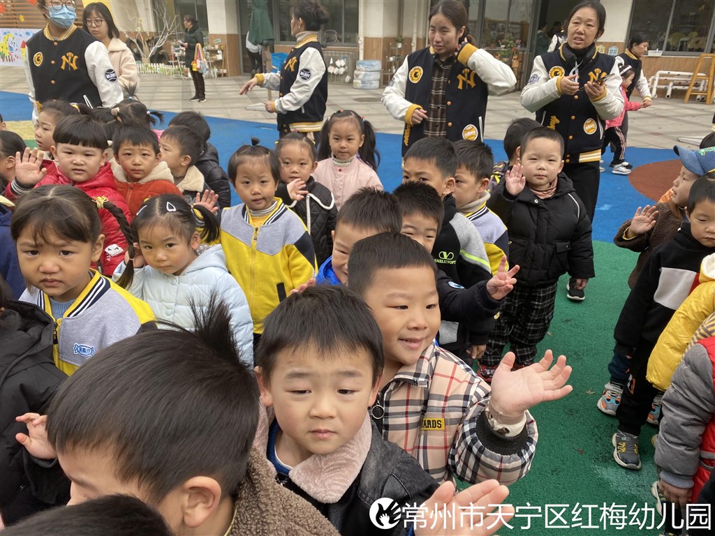 升旗仪式3.JPG